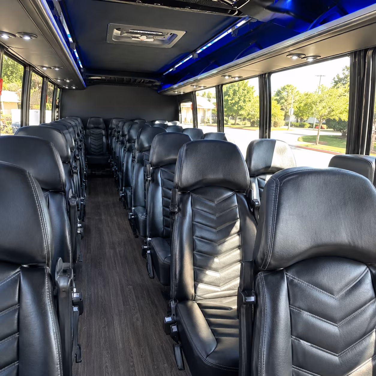 murfreesboro airport transportation onboard seating
