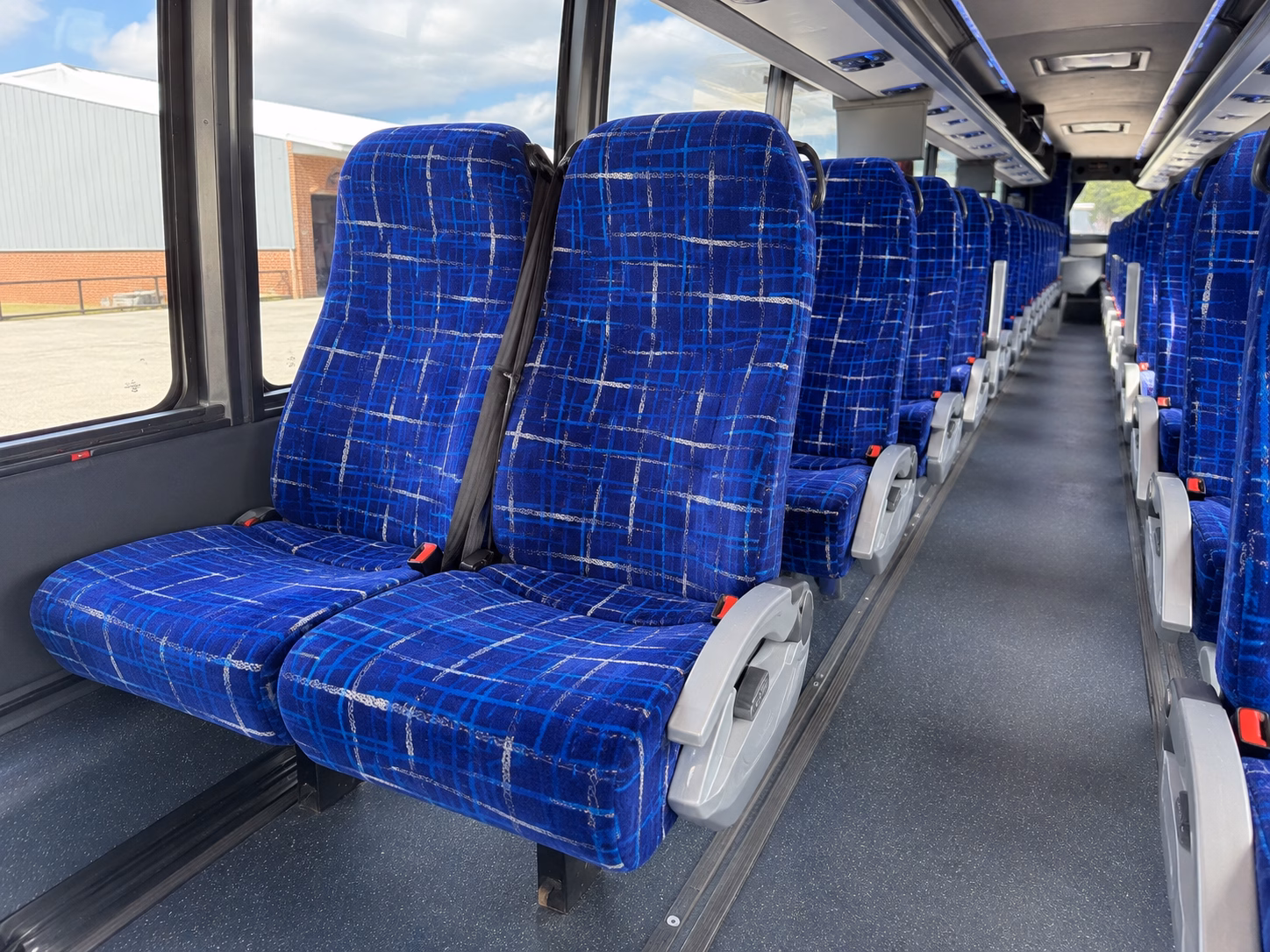murfreesboro charter bus services