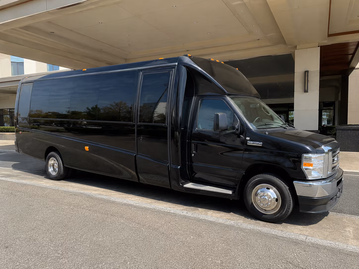 party bus rides up i 24 to nashville prom venues upscale ballrooms