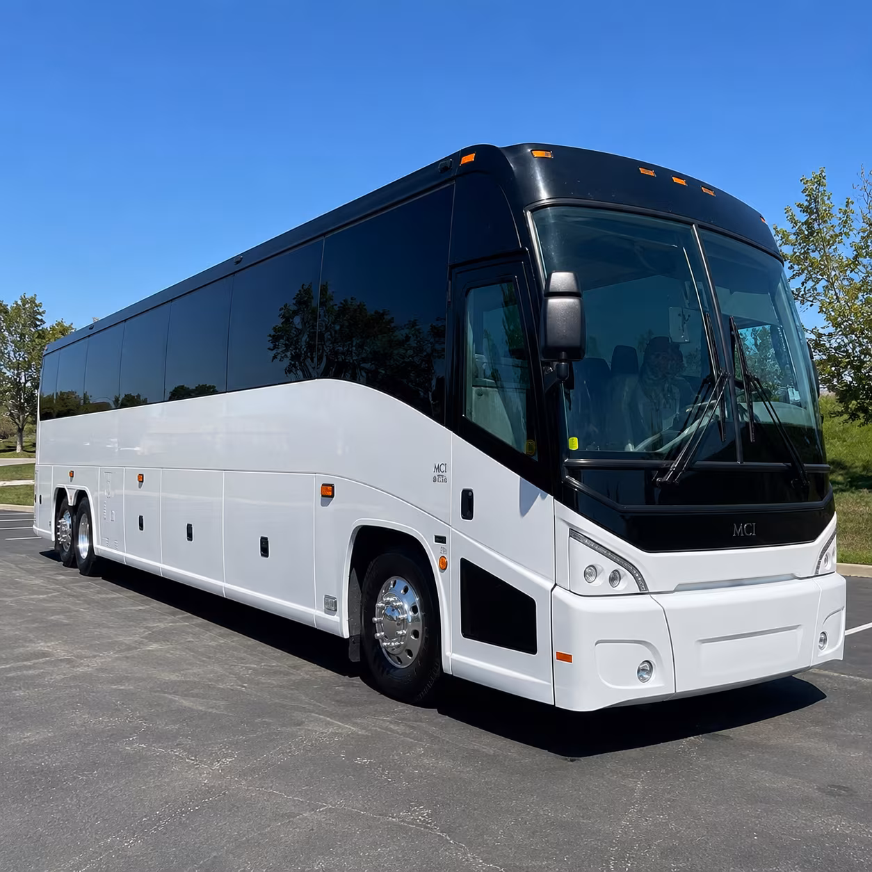shuttle buses along the i 24 corridor from murfreesboro to bna