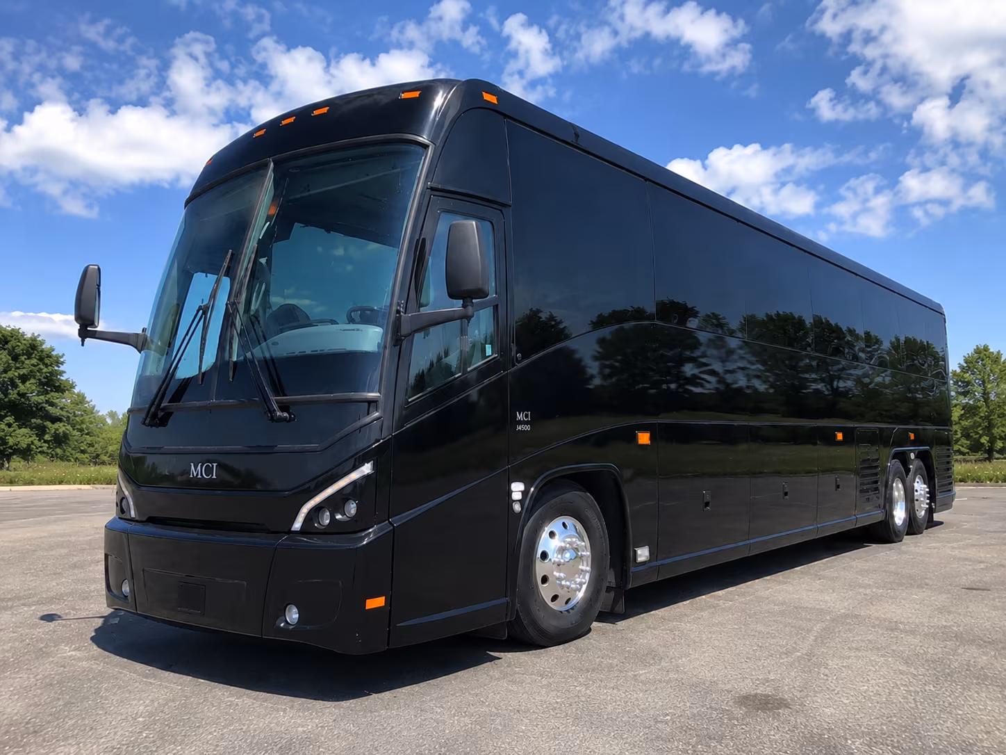 what to know about bna airport shuttles for your out of town wedding guests